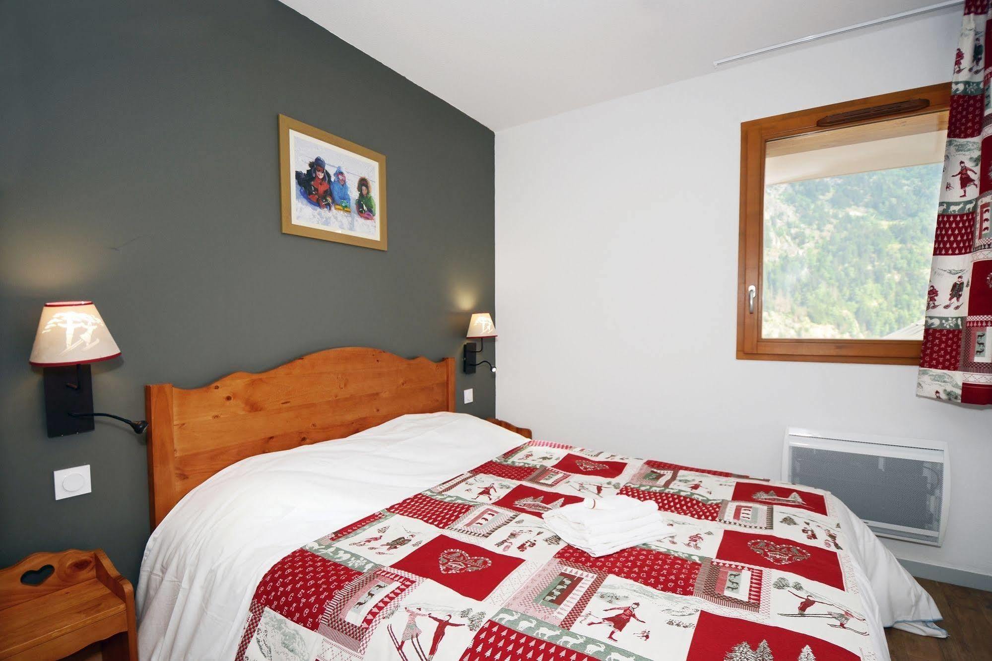 Aparthotel Goelia Le Crystal 3*